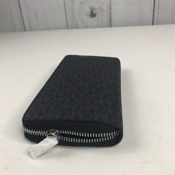 Michael Kors Cooper Tech Zip Around NWT - Picture 4 of 8